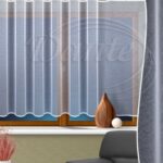 Záclony do obýváku nemusí stát mnoho. Přesvědčte se sami